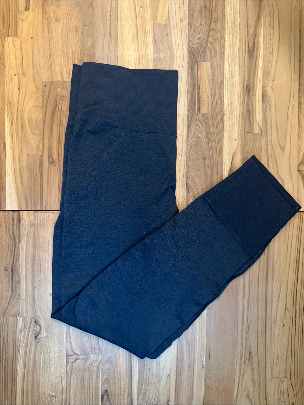 Lululemon Seamless High Rise Compression Leggings 7/8 Length — Dark Gray